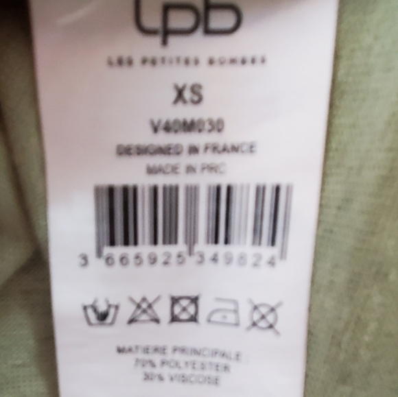 💚5/$25 Les Petites Bombes France Soft Green Sleeveless Knit Top Size XS - Picture 5 of 7